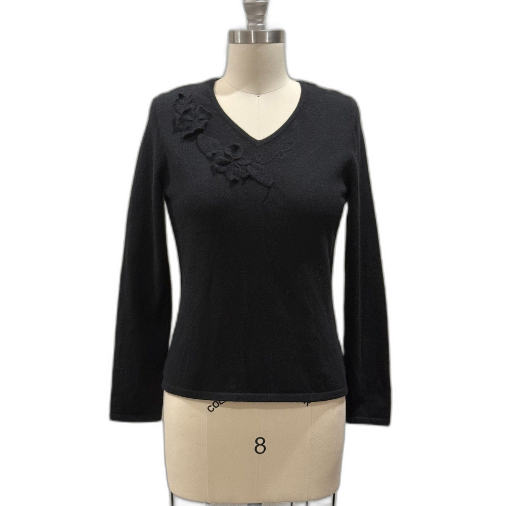 Classiques Entier Black Floral V Neck Cashmere Sweater Women Sz M Quite Lux EUC